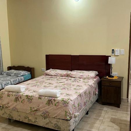 Apart Nicolas Puerto Iguazú Extérieur photo