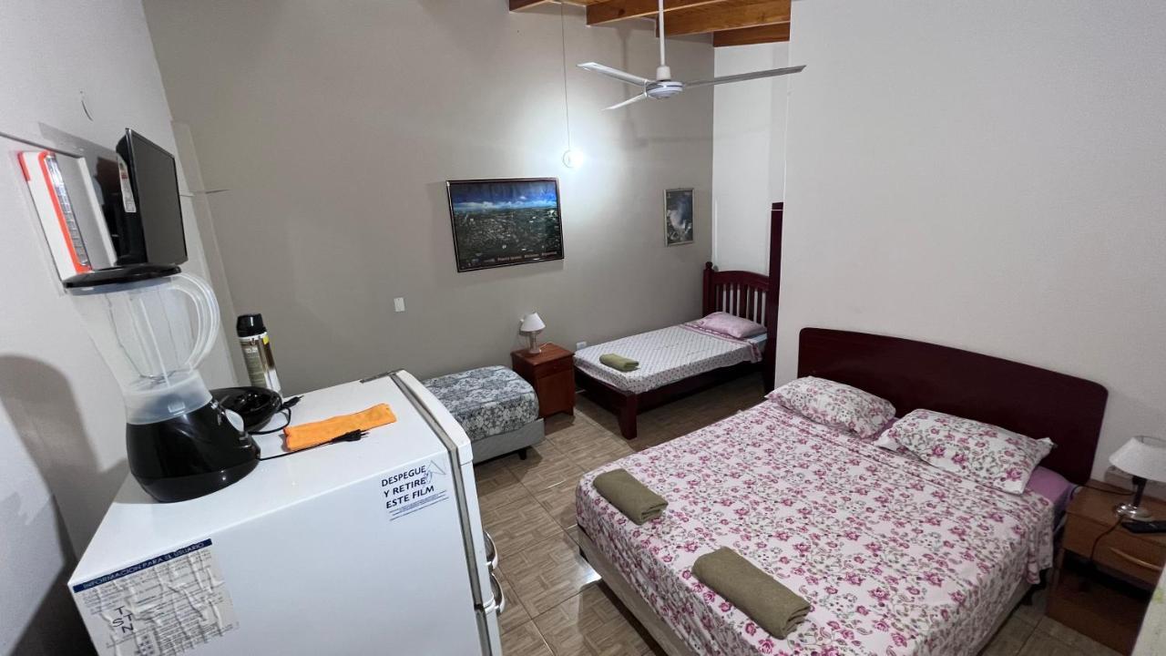 Apart Nicolas Puerto Iguazú Extérieur photo